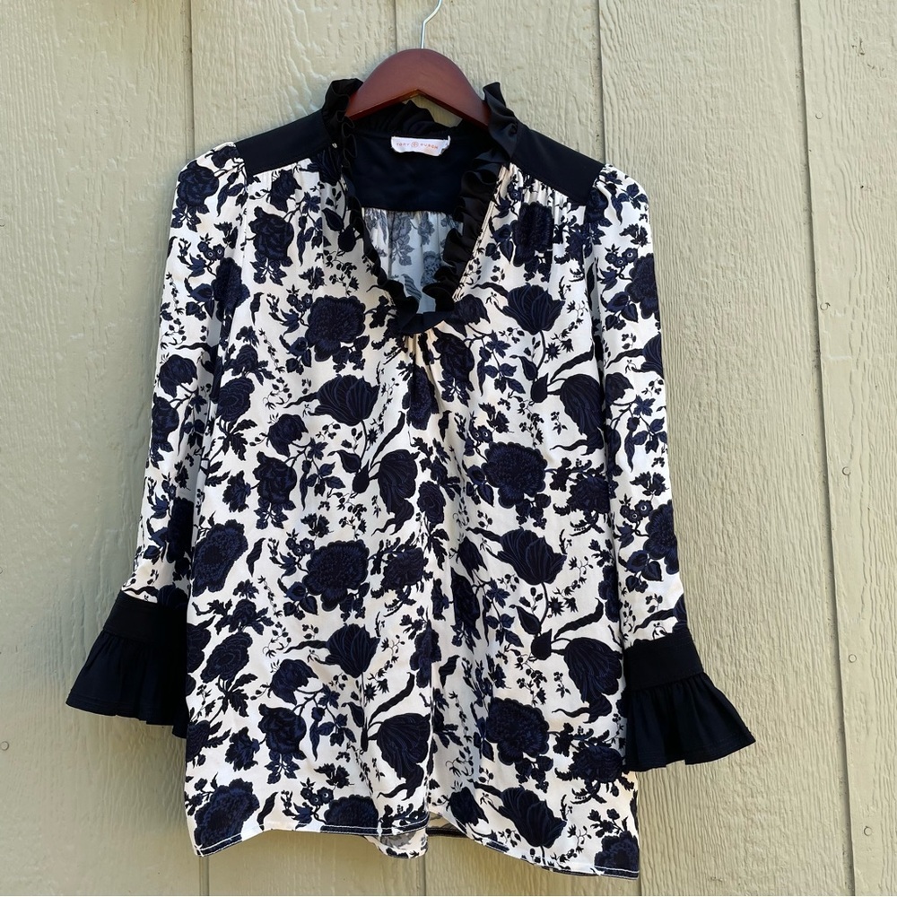 Tory Burch Happy Times Ruffle Blouse Size S Navy Blue Flower/ white Silk‎ BOHO